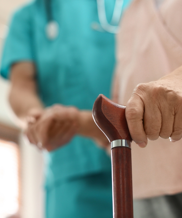 fisioterapista a domicilio per riabilitazione neurologica per anziani nella zona di Milano e Legnano